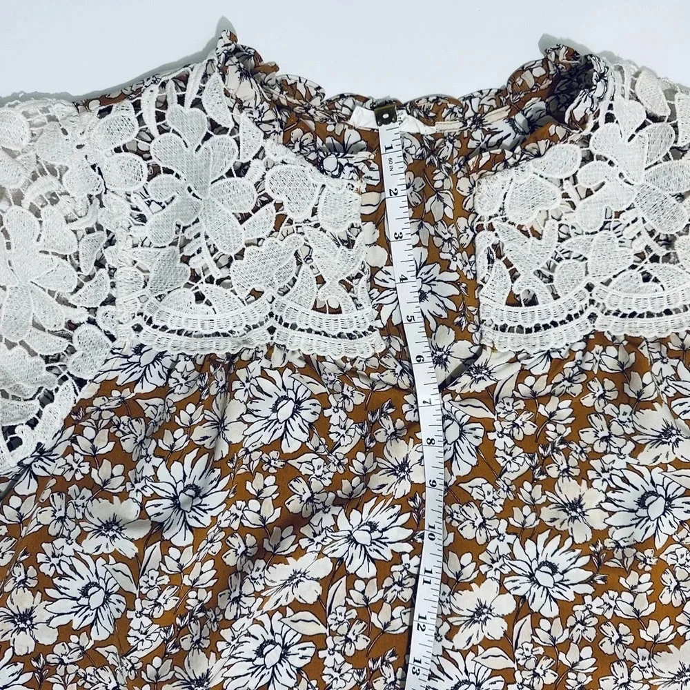 Floral Lace Trim Top - Brown - Picture 5 of 13